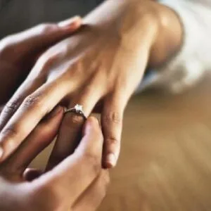 Ukuran Cincin dan Arti Pentingnya dalam Tradisi Perkawinan